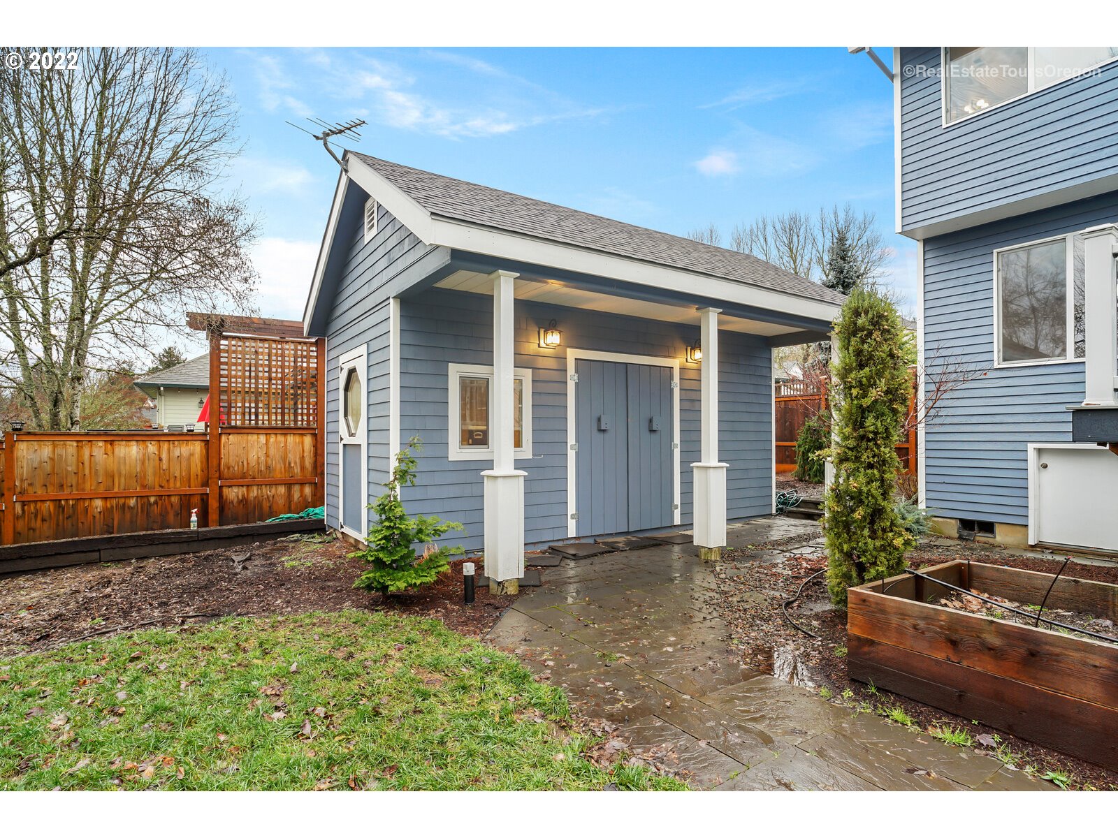 352 Meadow View Road Forest Grove, OR 97116 - Photo 5 of 26 Gallery Image 5