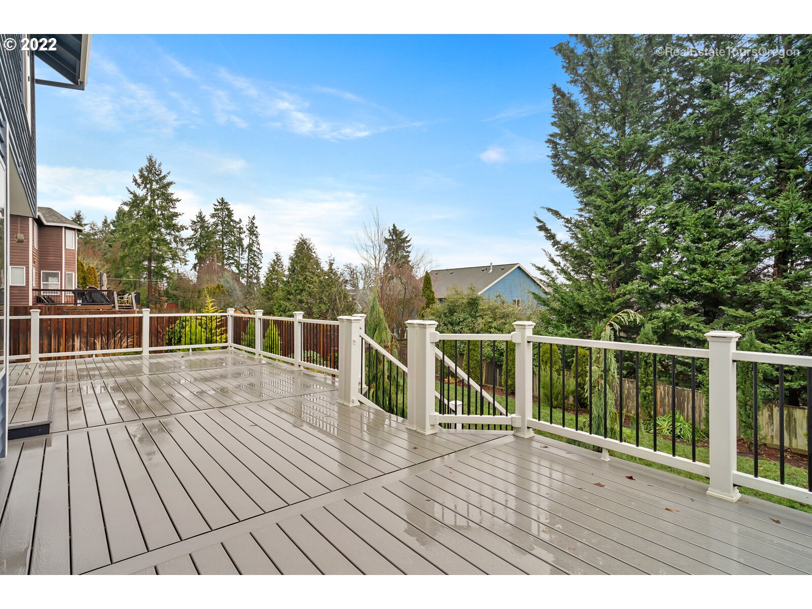 352 Meadow View Road Forest Grove, OR 97116 - Photo 8 of 26 Gallery Image 8