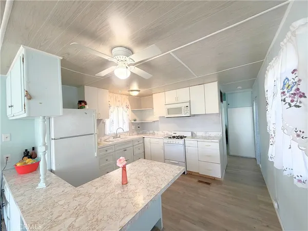 $54,900 | 23701 South Western Avenue, Unit 152, Torrance, CA 90501