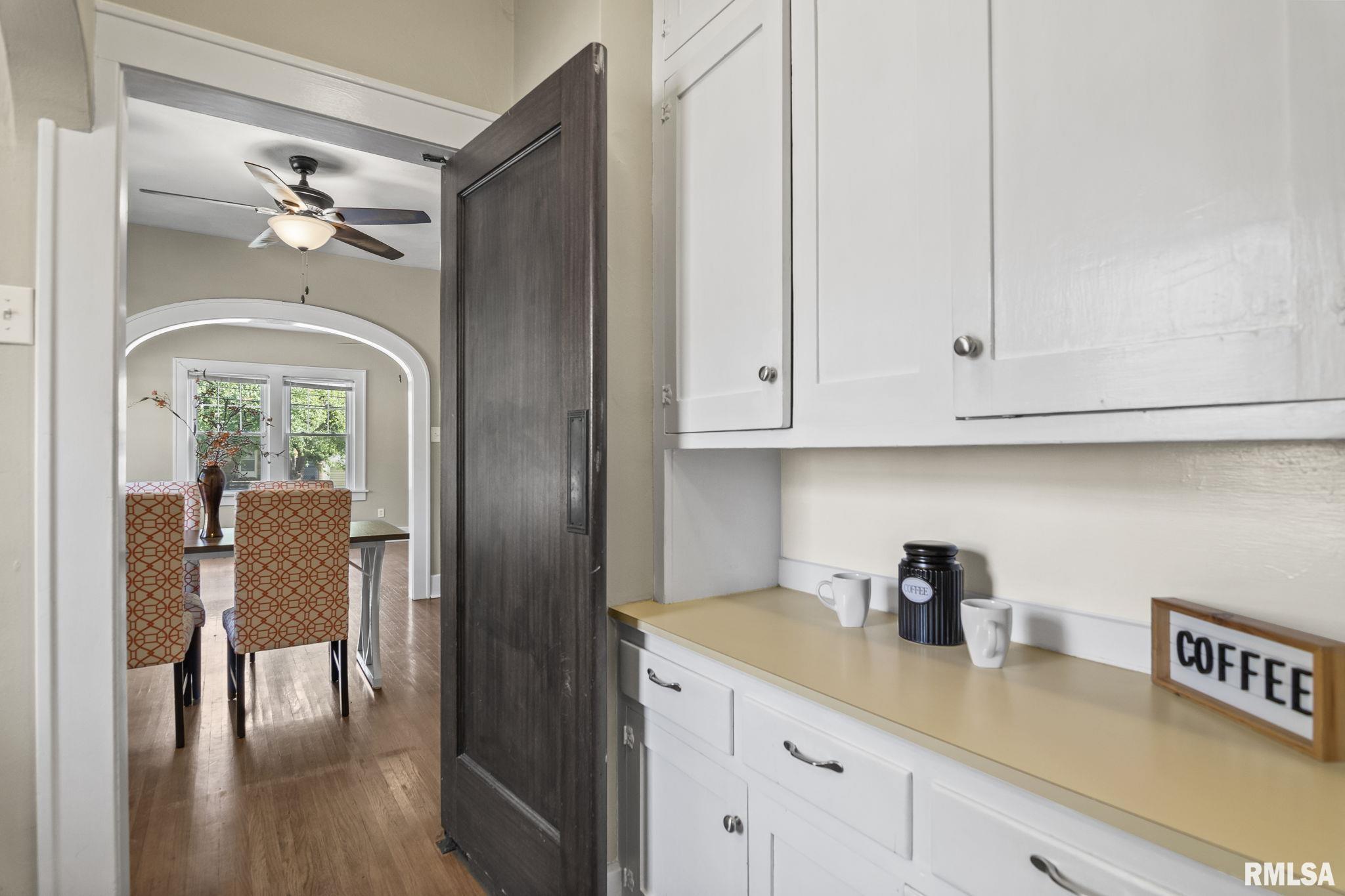 1601 West Lawrence Avenue Springfield, IL 62704 - Photo 11 of 28