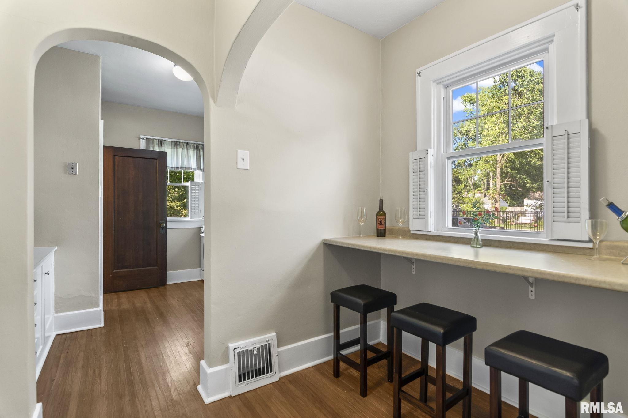 1601 West Lawrence Avenue Springfield, IL 62704 - Photo 14 of 28