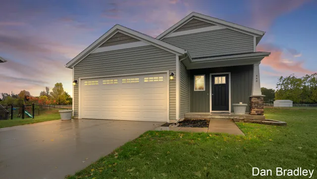 $350,000 | 448 Tentree Street, Sparta, MI 49345