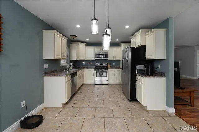 $309,000 | 19583 Ladera Road, Waynesville, MO 65583