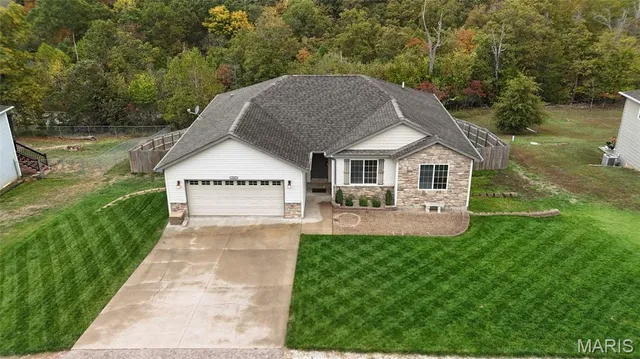 $309,000 | 19583 Ladera Road, Waynesville, MO 65583