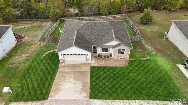 $309,000 | 19583 Ladera Road, Waynesville, MO 65583