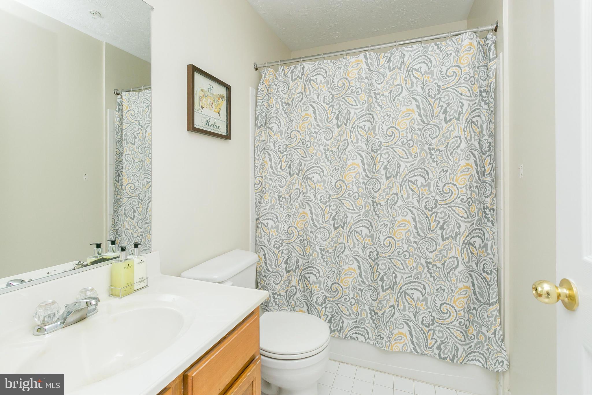 876 Lowe Road Baltimore, MD 21220 - Photo 22 of 28 Bath