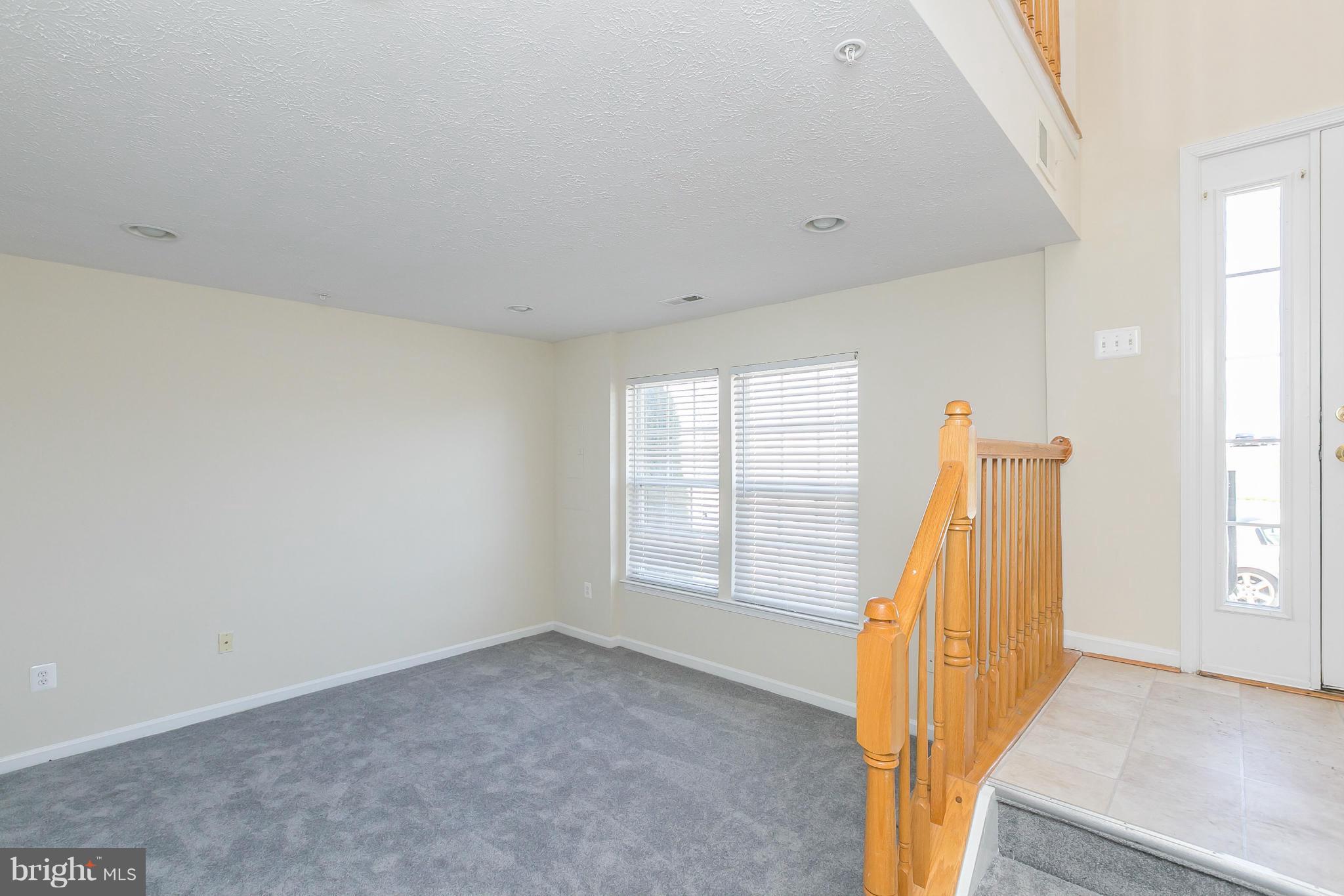 876 Lowe Road Baltimore, MD 21220 - Photo 5 of 28 Family Room