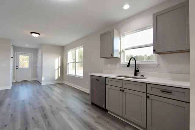 $199,900 | 5435 Bayleaf Drive, Crestview, FL 32539