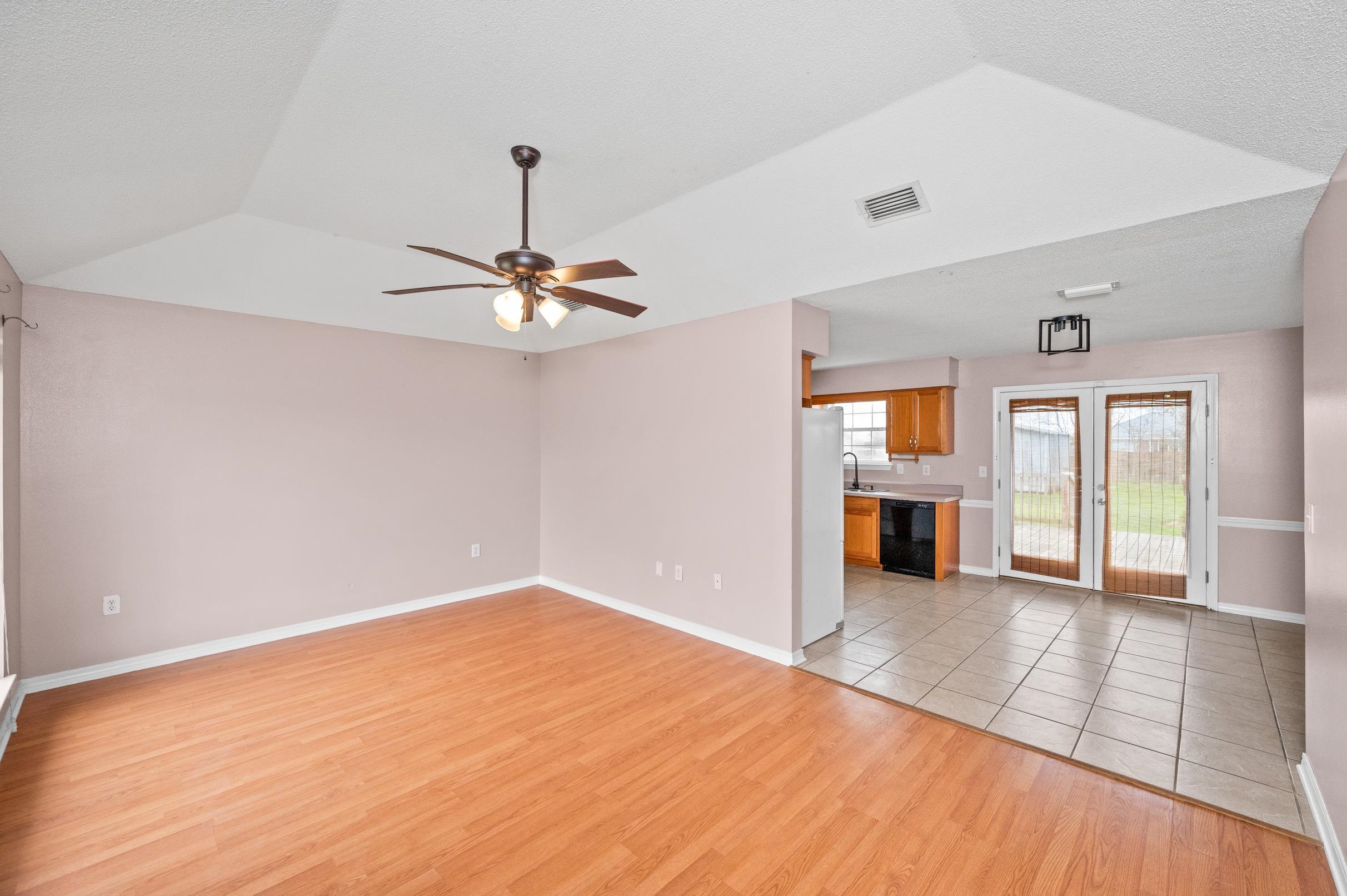 8913 Caitlin Street Foley, AL 36535 - Photo 3 of 25