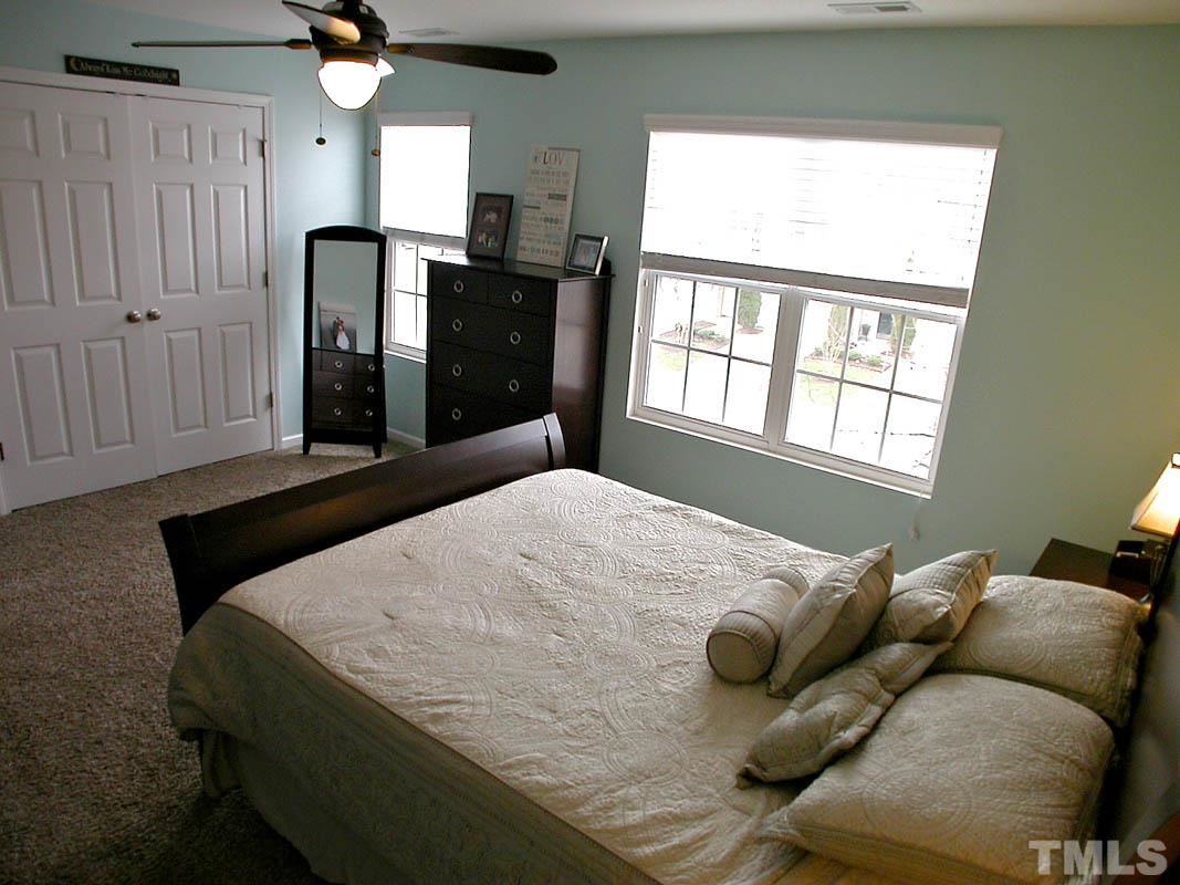 3046 Settle In Lane Raleigh, NC 27614 - Photo 11 of 24 Gallery Image 11