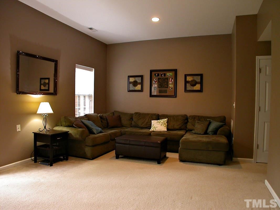 3046 Settle In Lane Raleigh, NC 27614 - Photo 18 of 24 Gallery Image 18