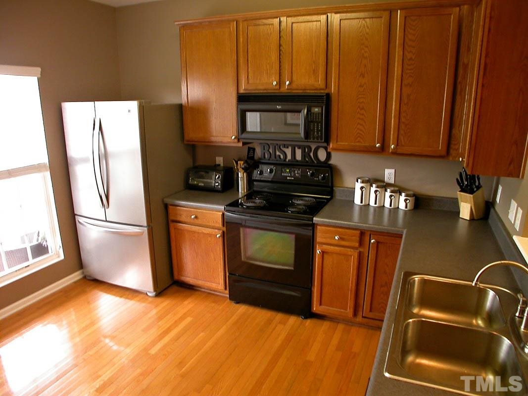 3046 Settle In Lane Raleigh, NC 27614 - Photo 3 of 24 Gallery Image 3