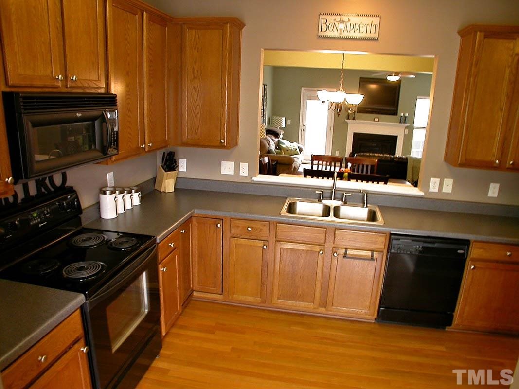 3046 Settle In Lane Raleigh, NC 27614 - Photo 4 of 24 Gallery Image 4