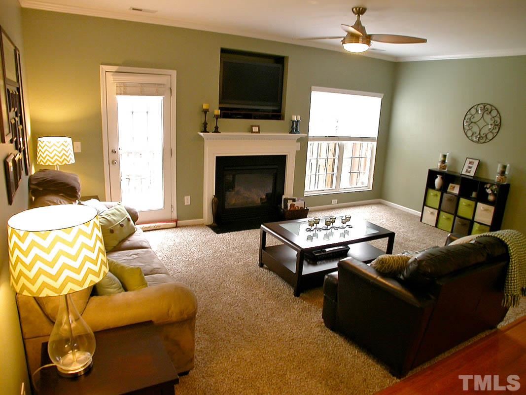 3046 Settle In Lane Raleigh, NC 27614 - Photo 7 of 24 Gallery Image 7