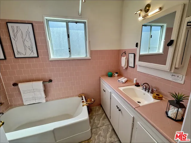 $1,299,000 | 12445 Greene Avenue, Los Angeles, CA 90066