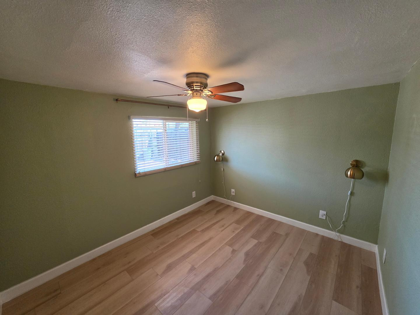 2803 East Monroe Street, Unit REAR Phoenix, AZ 85034 - Photo 9 of 16 Photo #9