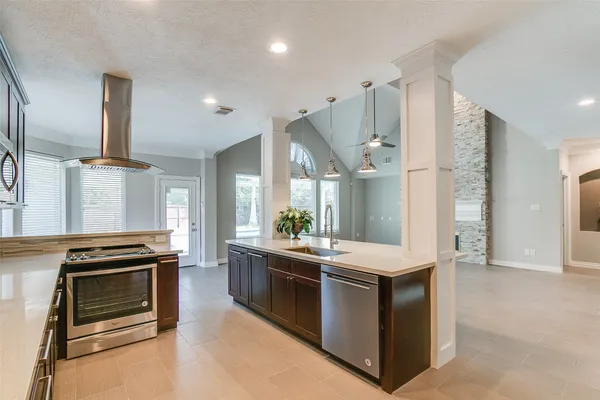$4,200 | 5125 Carriage Bend Drive, Katy, TX 77450