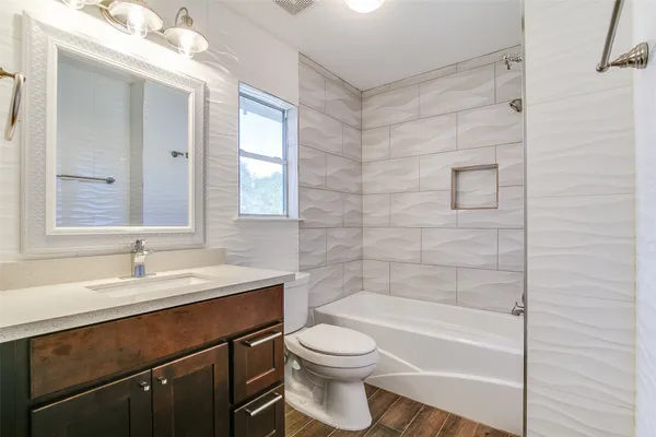 $4,200 | 5125 Carriage Bend Drive, Katy, TX 77450