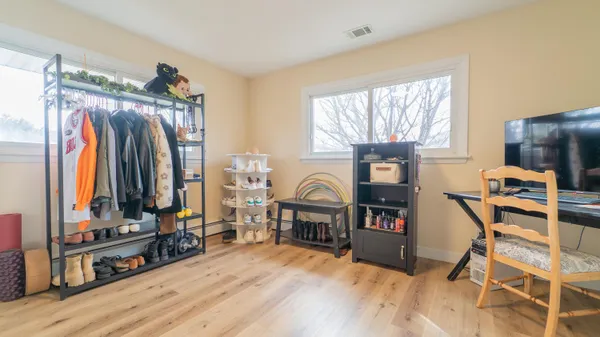 $250,000 | 6512 Evergreen Avenue, Portage, IN 46368