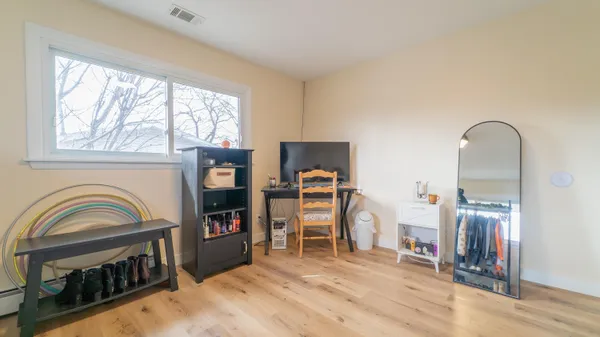 $250,000 | 6512 Evergreen Avenue, Portage, IN 46368