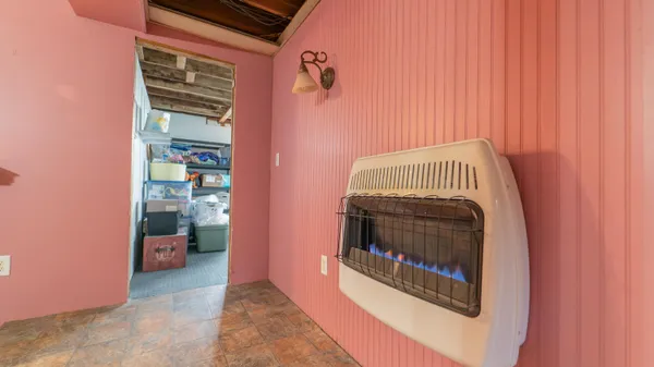 $250,000 | 6512 Evergreen Avenue, Portage, IN 46368