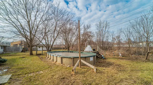 $250,000 | 6512 Evergreen Avenue, Portage, IN 46368