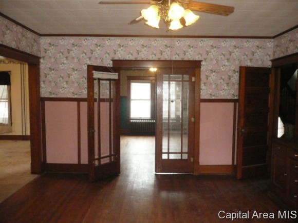 403 West Sheridan Road Petersburg, IL 62675 - Photo 10 of 18 Gallery Image 10