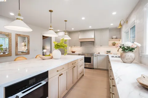 $1,125,000 | 4029 Aliso Avenue, Oakland, CA 94619