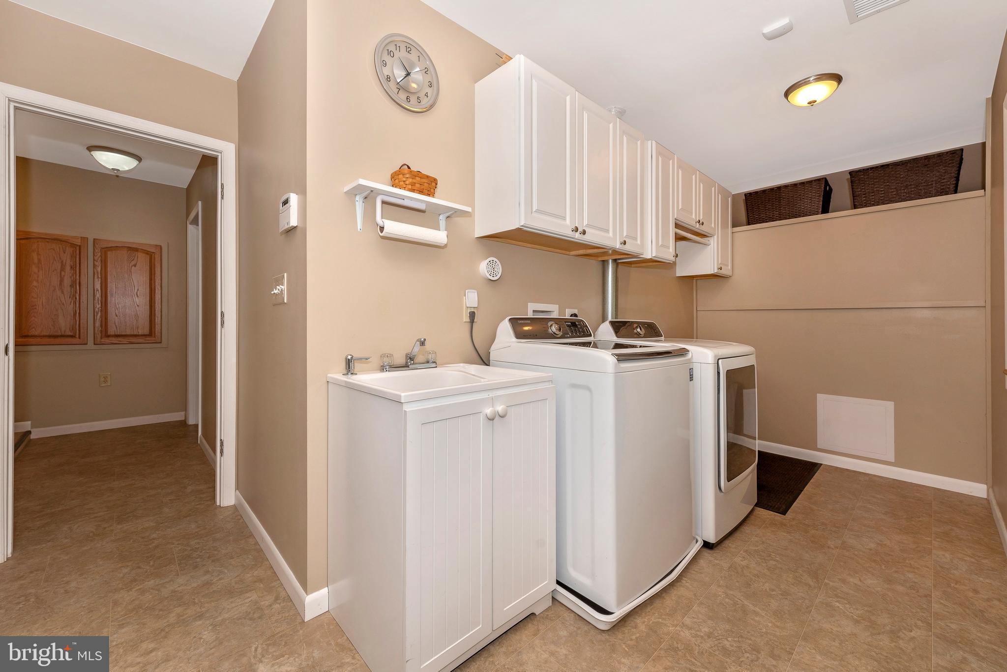 12000 Gambrill Park Road Frederick, MD 21702 - Photo 27 of 56 Mud/Laundry Room
