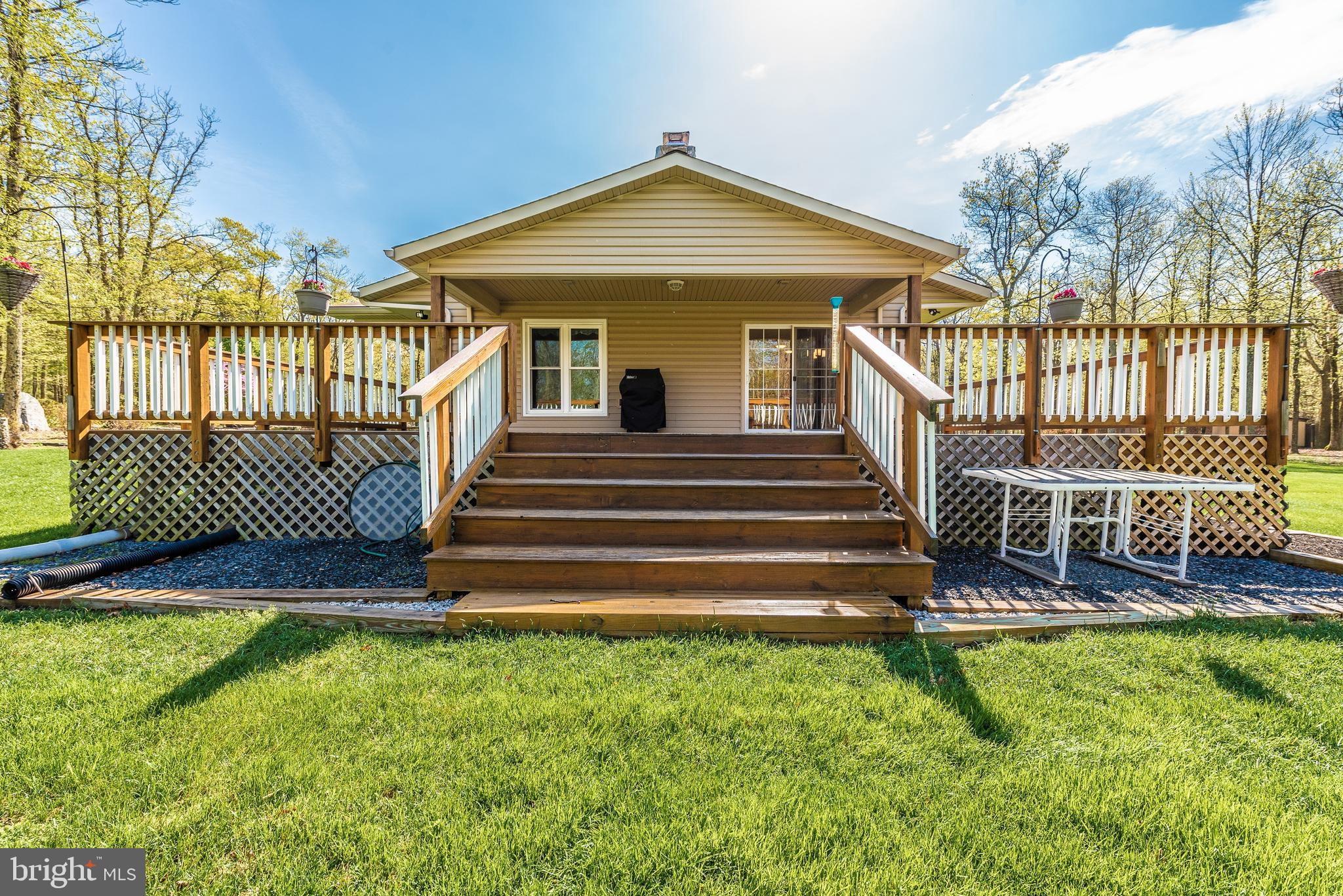 12000 Gambrill Park Road Frederick, MD 21702 - Photo 29 of 56 Full wrap around deck
