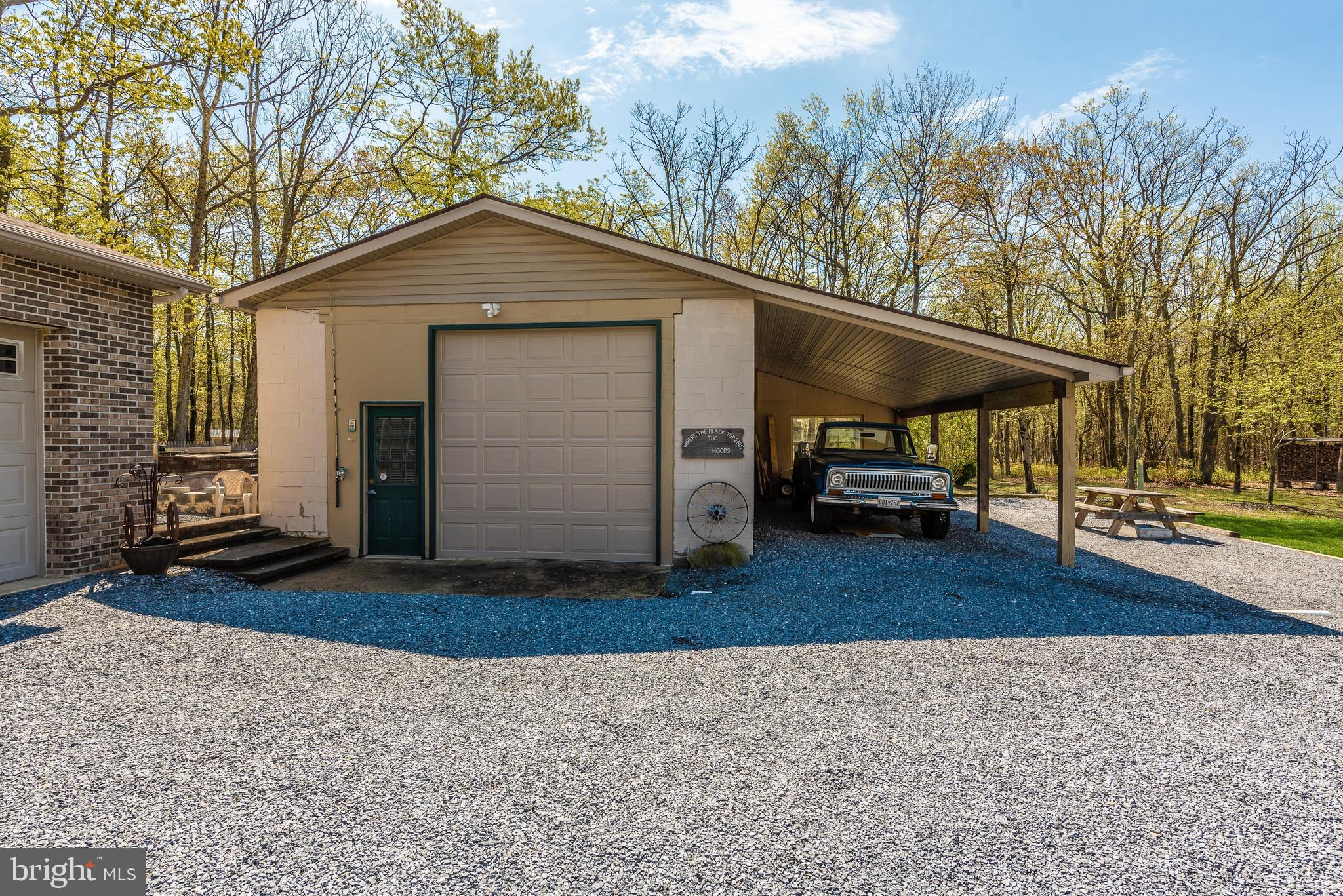 12000 Gambrill Park Road Frederick, MD 21702 - Photo 44 of 56 1 bay garage / workshop