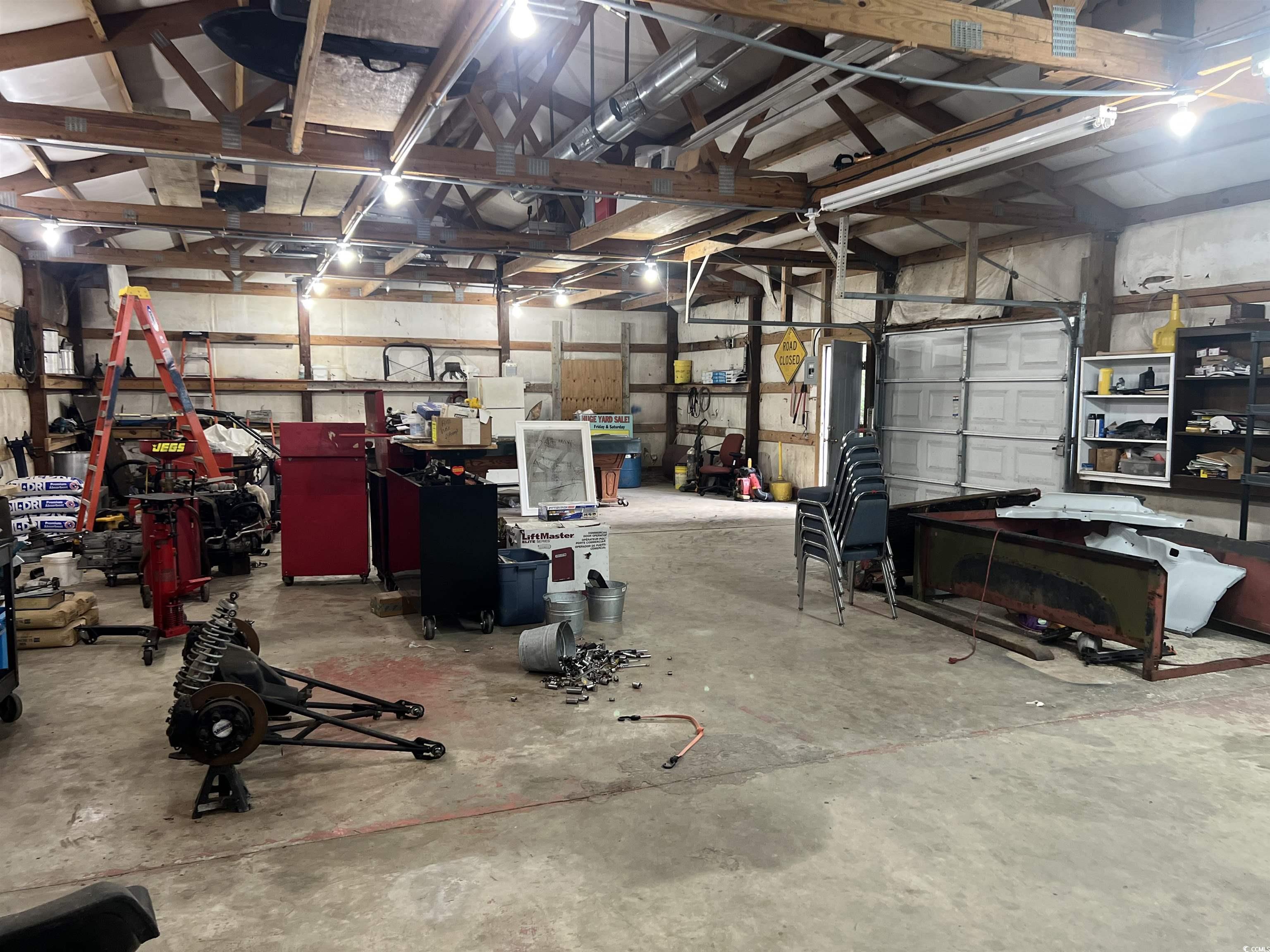 127 County Rd S-22-577 Georgetown, SC 29440 - Photo 6 of 11 View of garage