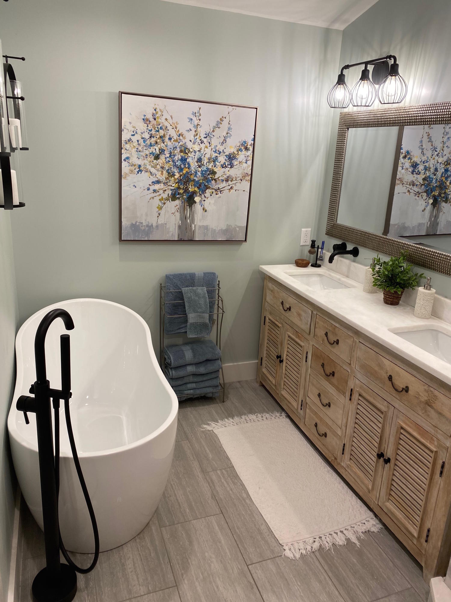 1131 Talisman Road Mount Pleasant, SC 29464 - Photo 9 of 17 MASTER BATH