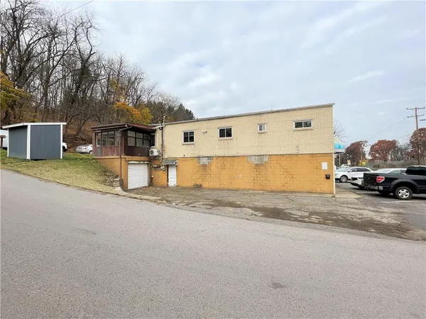 $300,000 | 101 McGovern Boulevard, Crescent, PA 15046