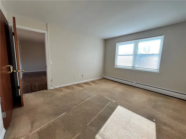 $1,950 | 70 Carroll Avenue, Unit 507, Newport, RI 02840