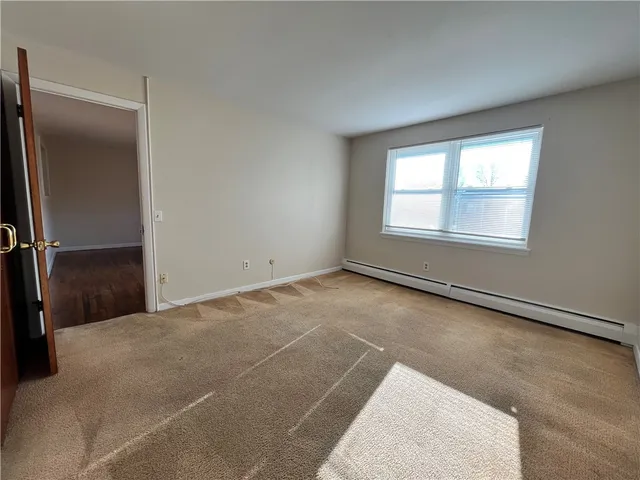 $1,950 | 70 Carroll Avenue, Unit 507, Newport, RI 02840