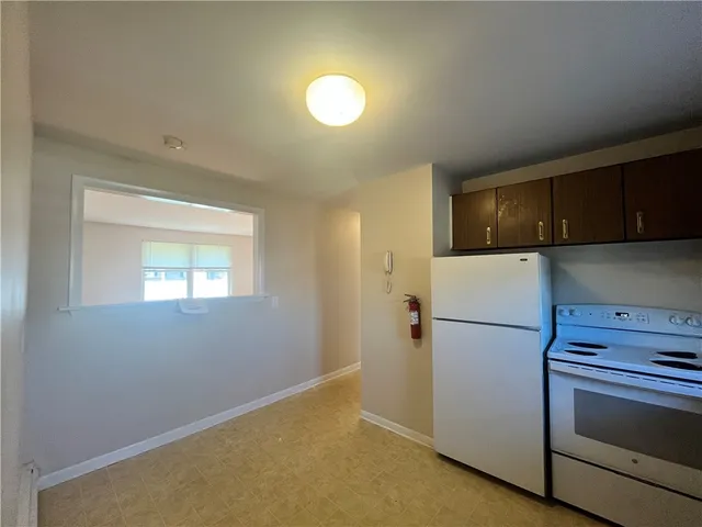 $1,950 | 70 Carroll Avenue, Unit 507, Newport, RI 02840