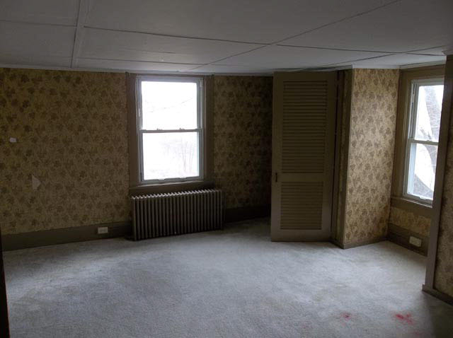 1435 Hewitt Road Swoope, VA 24479 - Photo 11 of 15 an empty room with windows