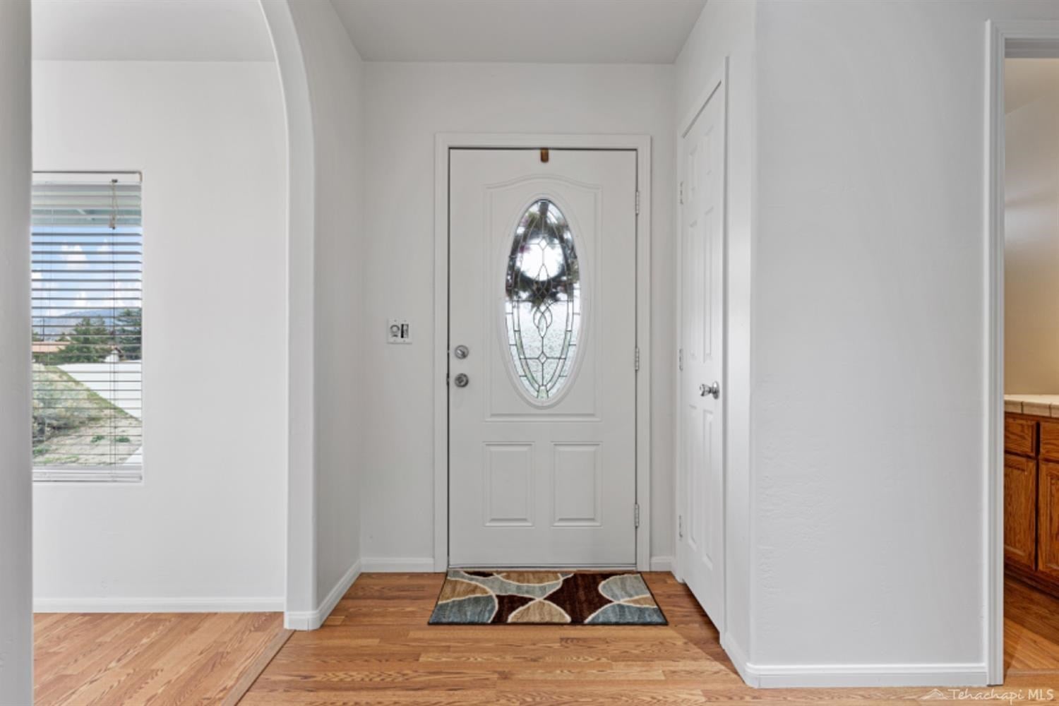 22333 Mariposa Road Tehachapi, CA 93561 - Photo 3 of 19 Gallery Image 3
