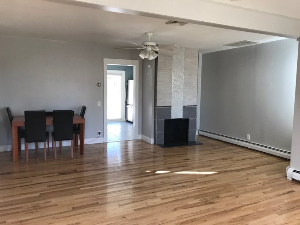 278 Sand Pond Road Warwick, RI 02888 - Photo 3 of 9