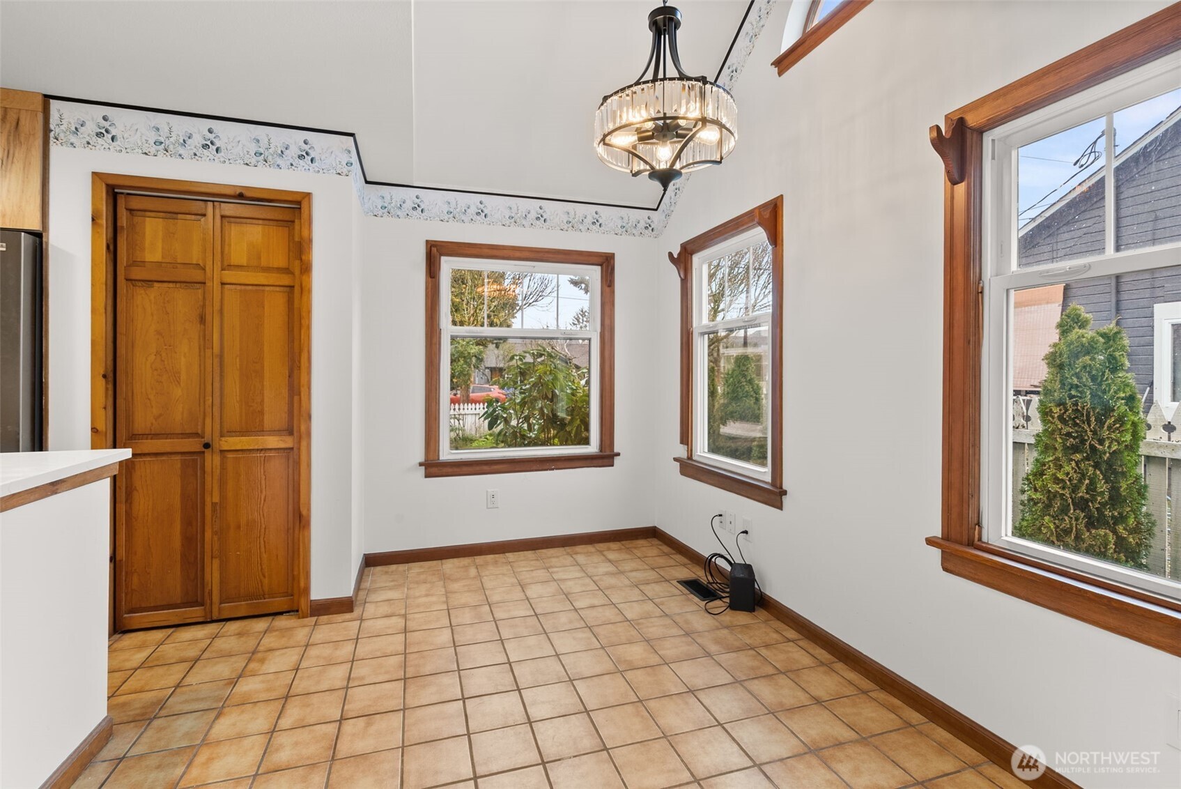 1412 Everett Street Sumner, WA 98390 - Photo 8 of 33