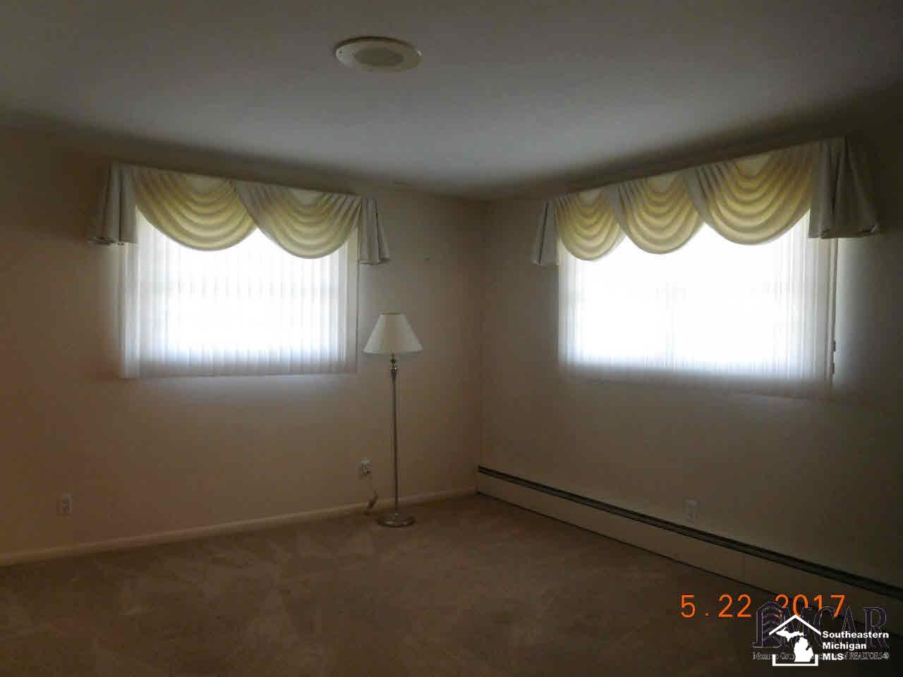 9750 Sumpter Road Maybee, MI 48159 - Photo 17 of 26 21299026-16.JPG