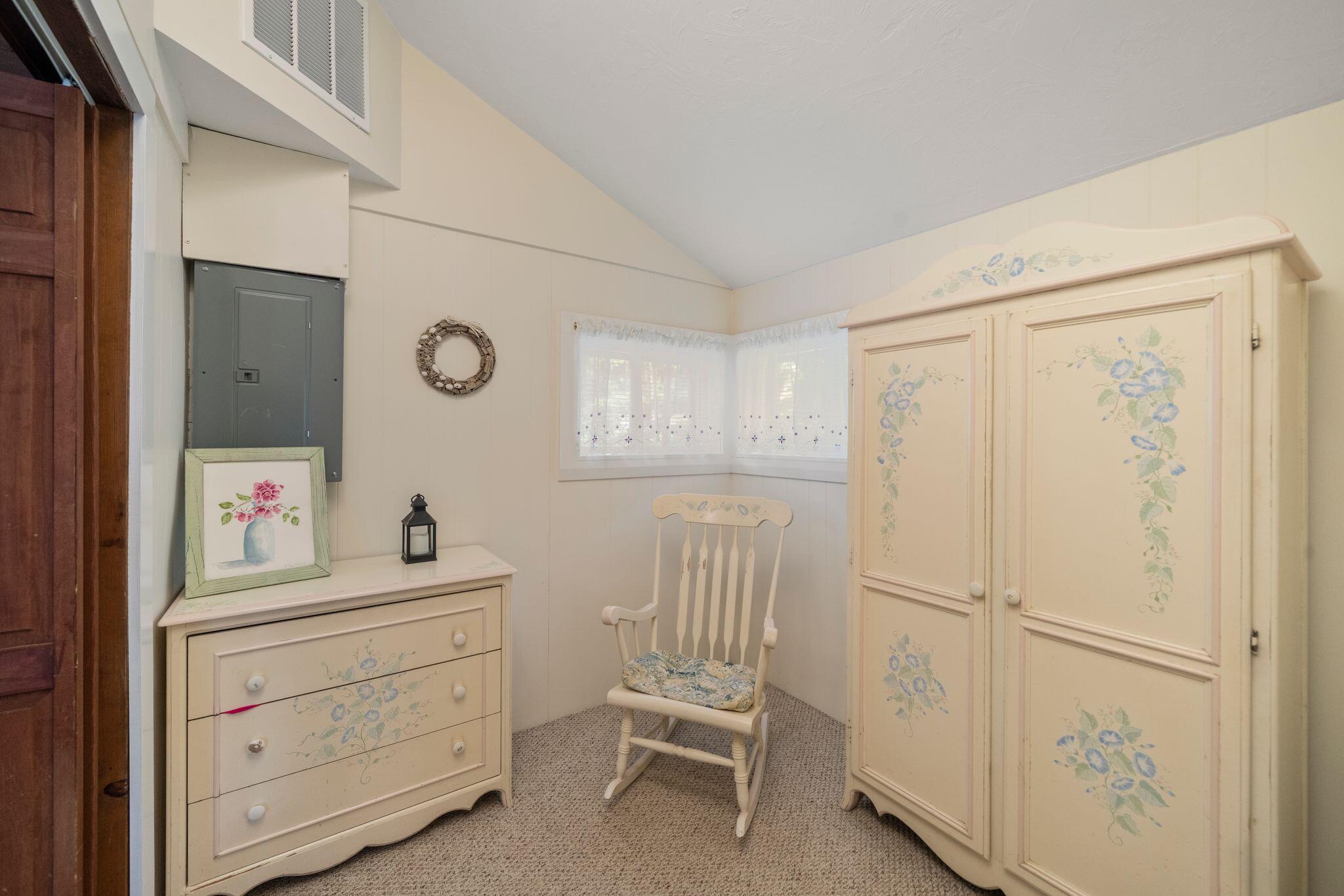 20 E Road Mashpee, MA 02649 - Photo 10 of 34 8_DSC00585