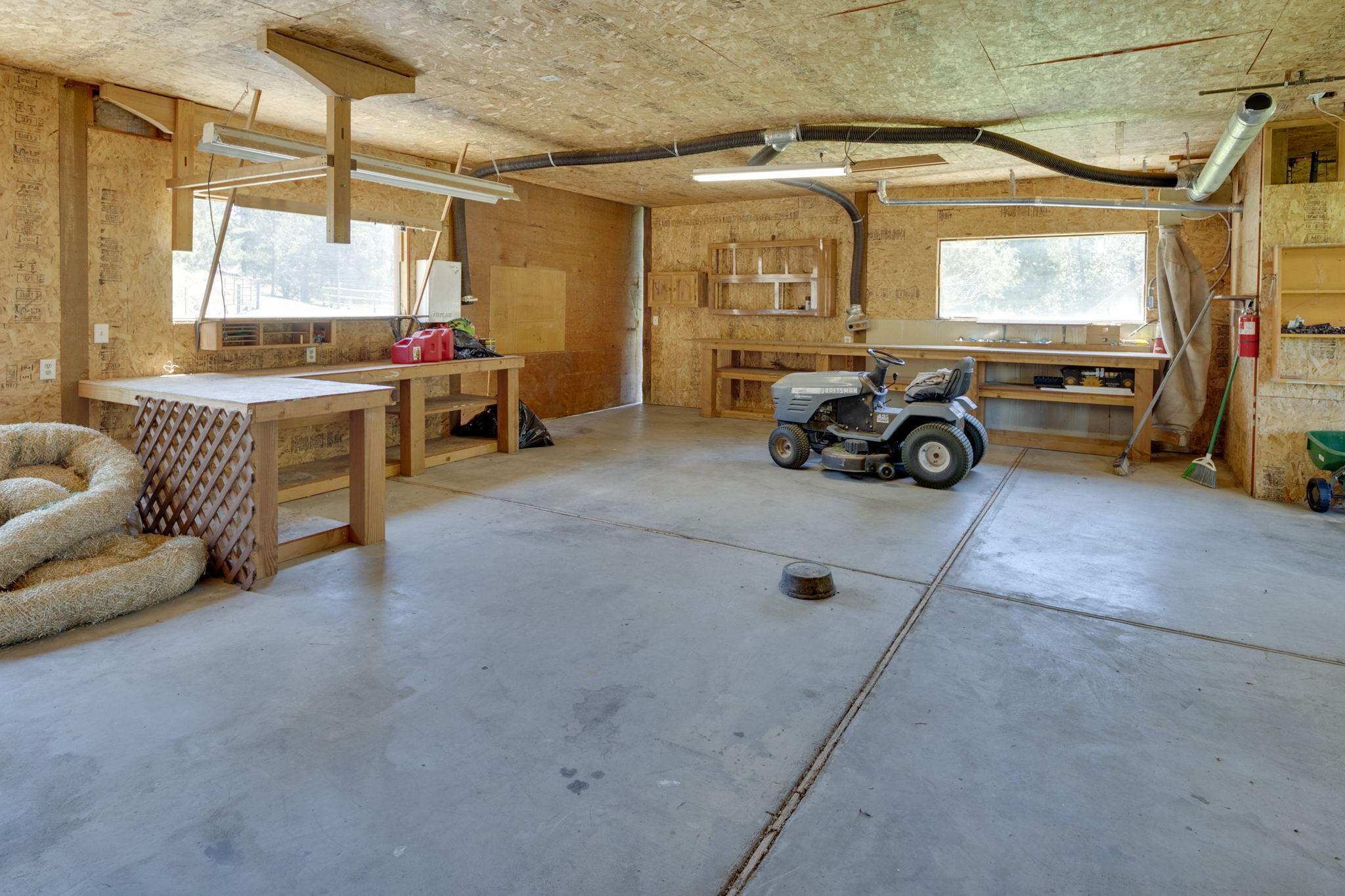 20150 Tumalo Road Bend, OR 97703 - Photo 45 of 53 SHOP - VIEW 2