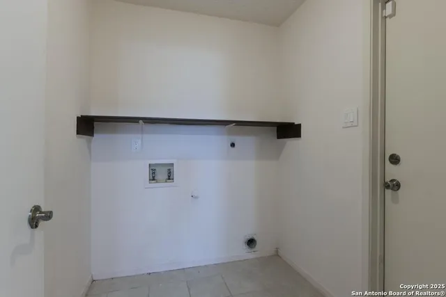 a close up of a shower