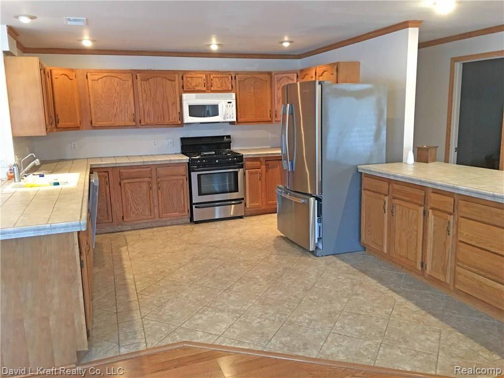 4397 Port Austin Road Caseville, MI 48725 - Photo 2 of 19 4397PtAustinKitchen.jpg