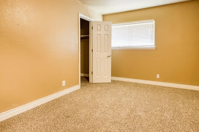 an empty room with a empty space