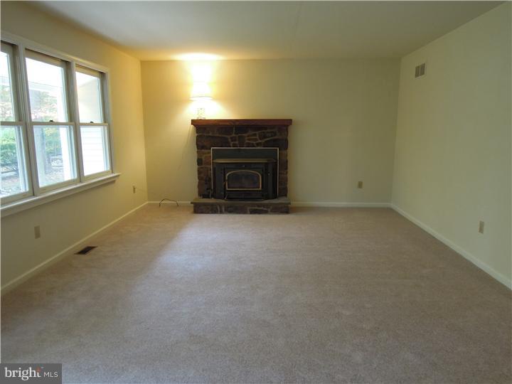 4448 Axe Handle Road Quakertown, PA 18951 - Photo 6 of 13 Gallery Image 6