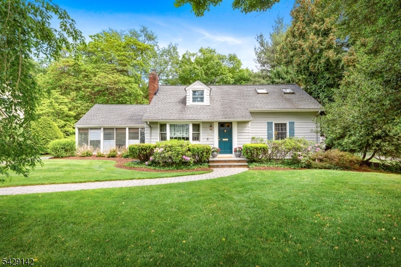 957 Willow Grove Road Westfield, NJ 07090 - Photo 2 of 34