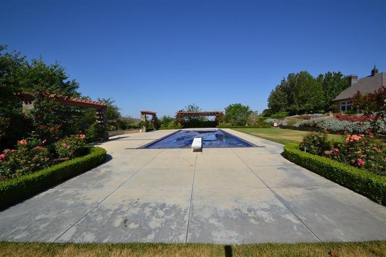 18320 Watts Valley Road Sanger, CA 93657 - Photo 38 of 43 Gallery Image 38